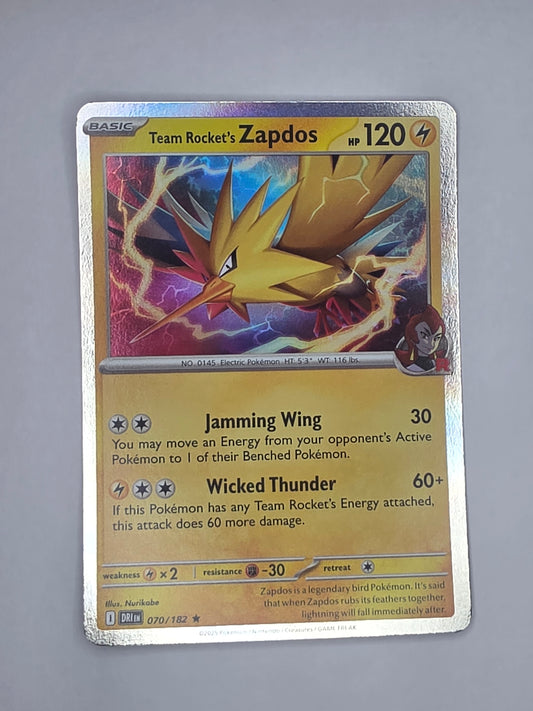 #070/182 Team Rocket's Zapdos Holofoil